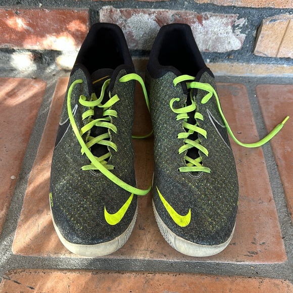 NIKE FC247 ELASTICO FINALE II WOLF GREY/BLACK/VOLT Indoor Soccer - Picture 2 of 5